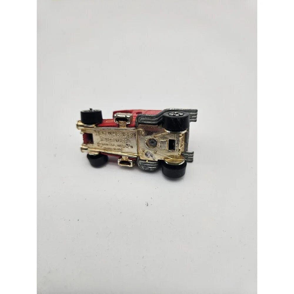 Vintage 1976 Hot Wheels T-Totaller Express Red Blackwall Hong Kong Diecast